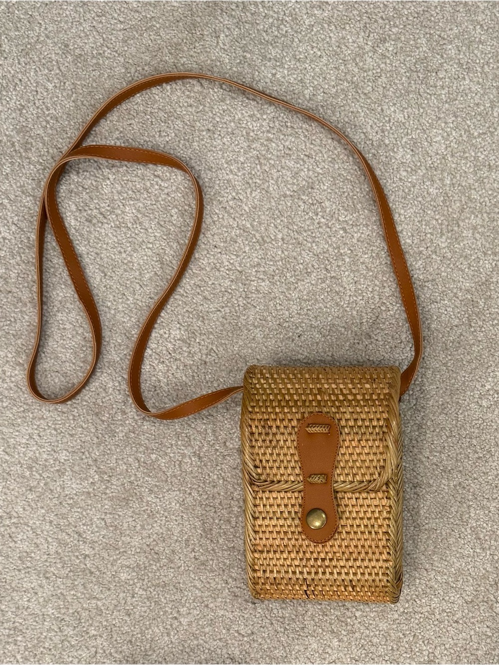 Woven Straw Crossbody Bag in Tan